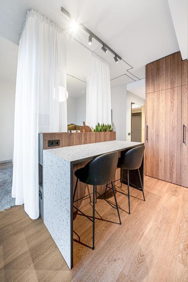 Cosy Panoramic Studio In The Center For 1-2 Pers. Kaunas Exterior photo